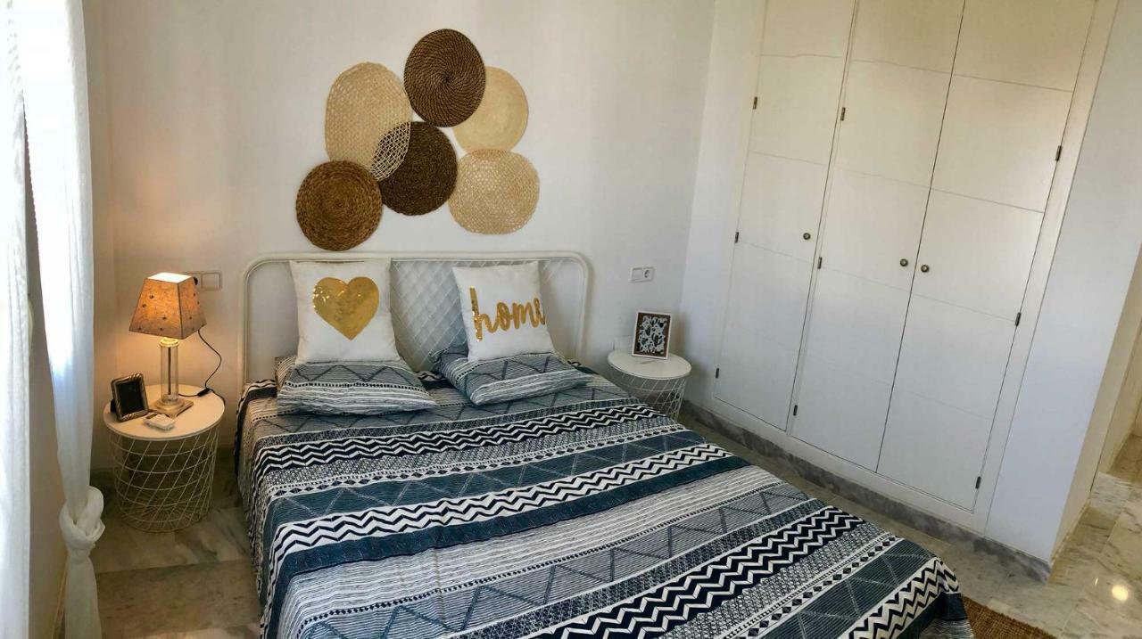 Bright Apartment 300M From The Beach Sitio de Calahonda Exterior foto
