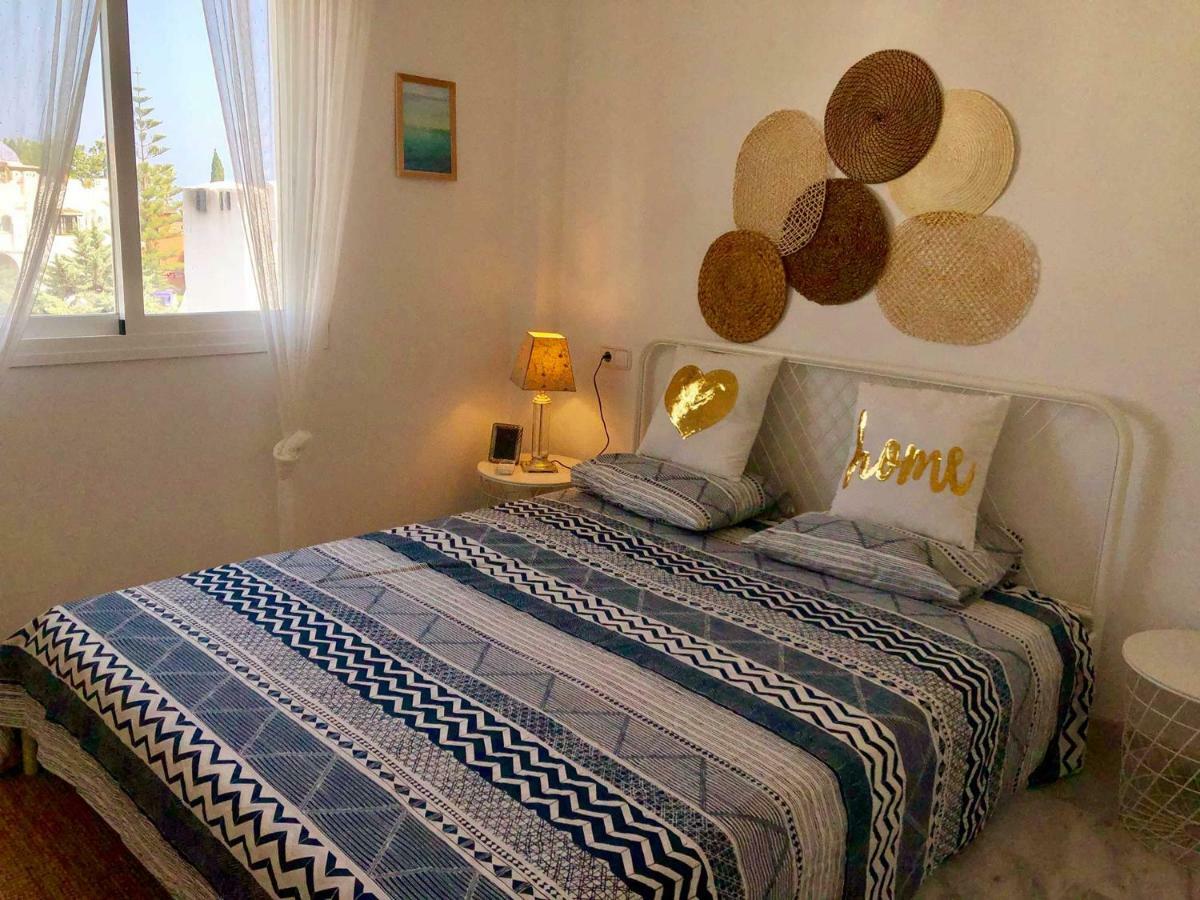 Bright Apartment 300M From The Beach Sitio de Calahonda Exterior foto
