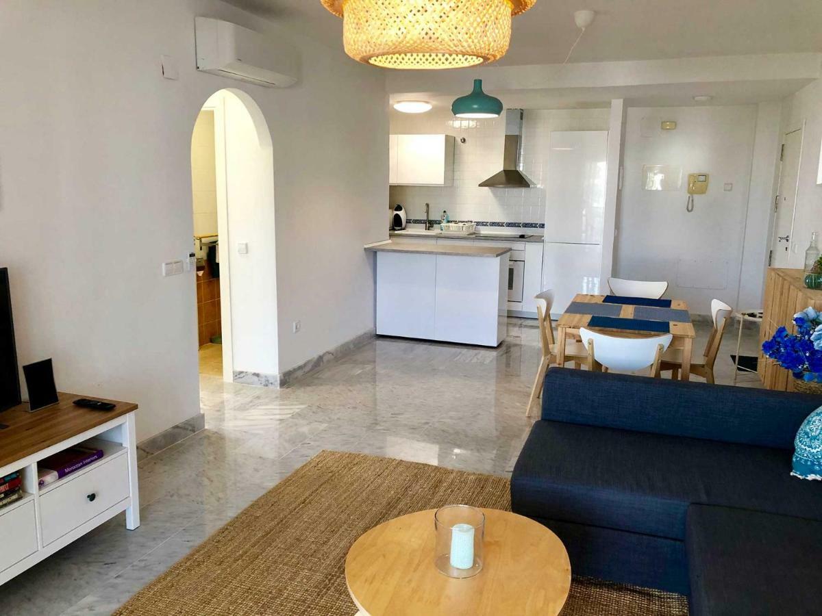 Bright Apartment 300M From The Beach Sitio de Calahonda Exterior foto